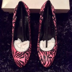 BCBGeneration Hot Pink and Black High heels
